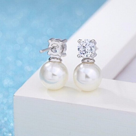 Sterling Silver White Pearl CZ Stud earrings - Picture 2 of 3
